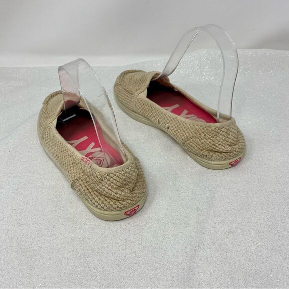 Roxy Minnow Slip-ons- Size 6 - Picture 5 of 11